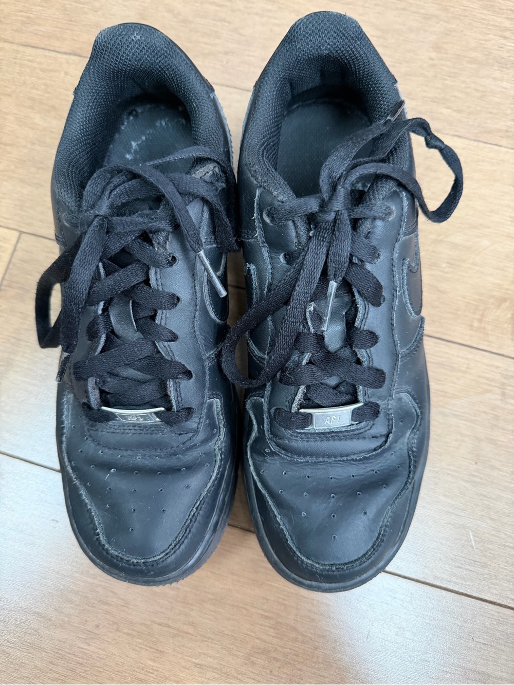 Nike Air Force 1’s Kids Size 6Y